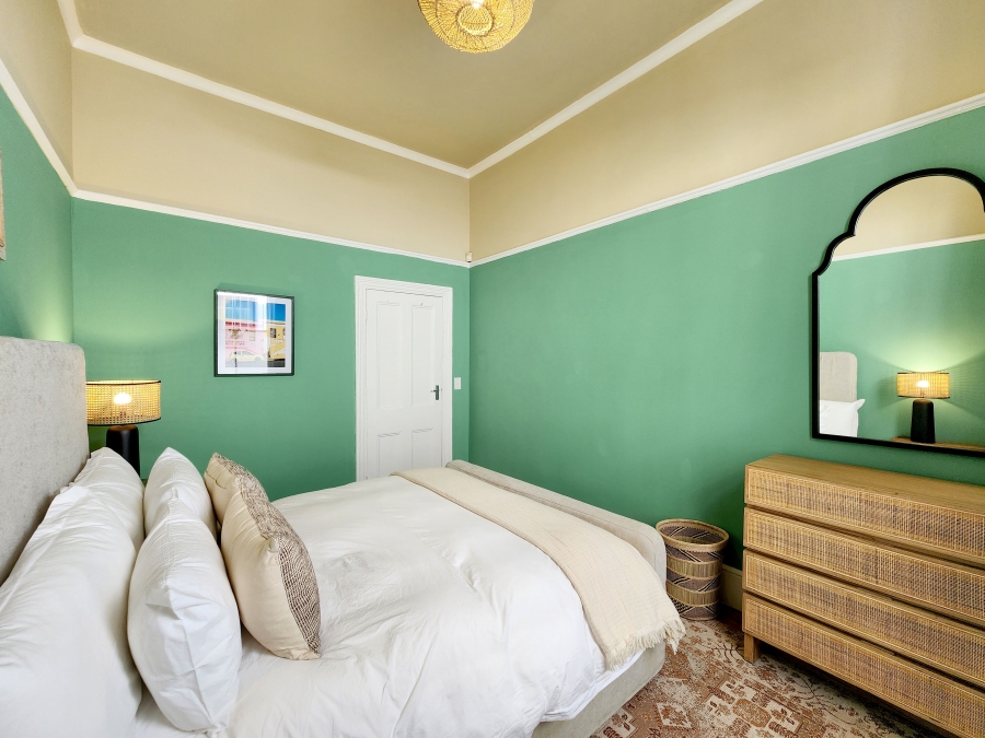 To Let 2 Bedroom Property for Rent in Vredehoek Western Cape
